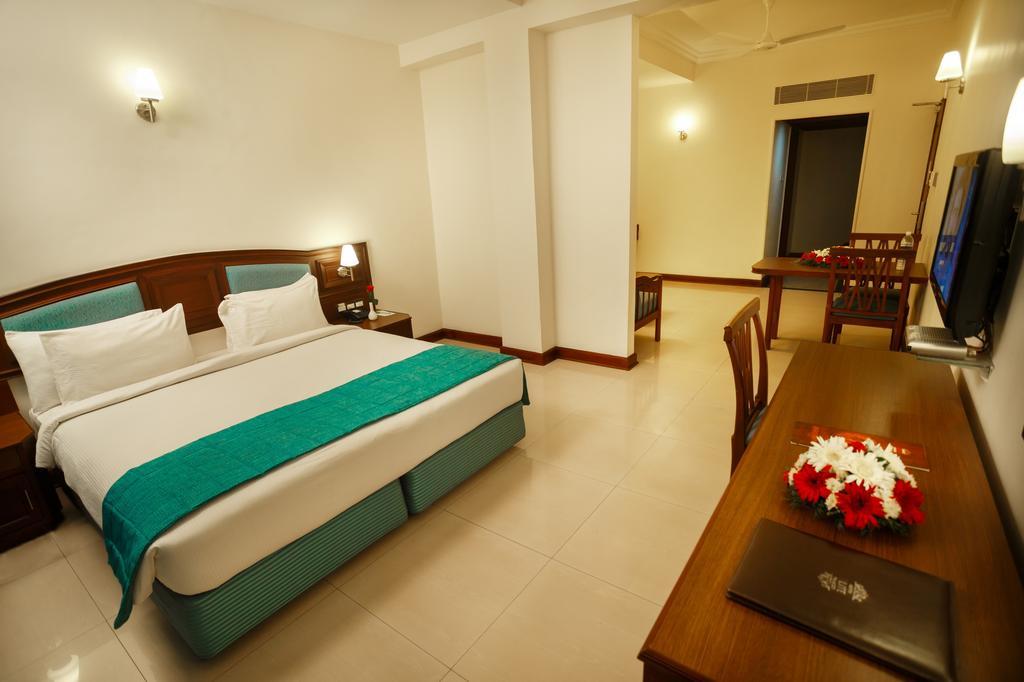 Hotel Elite Palazzo Kochi Exterior foto